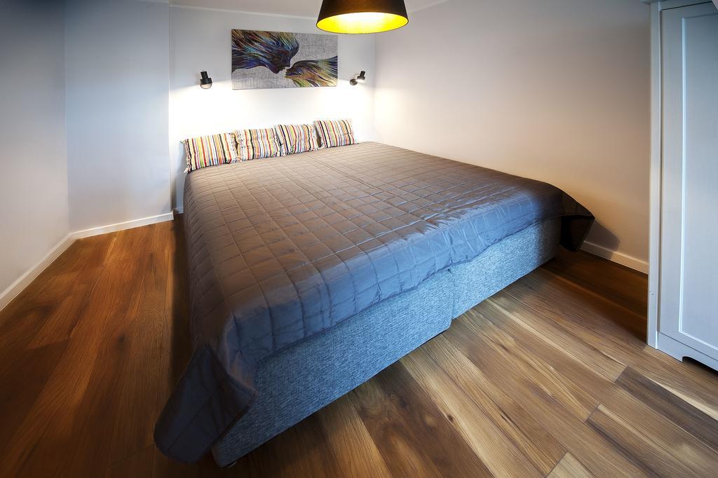 Very Berry - K Jadwigi 58 - Old City Apartment, Self Check In 24H! Poznań Dış mekan fotoğraf